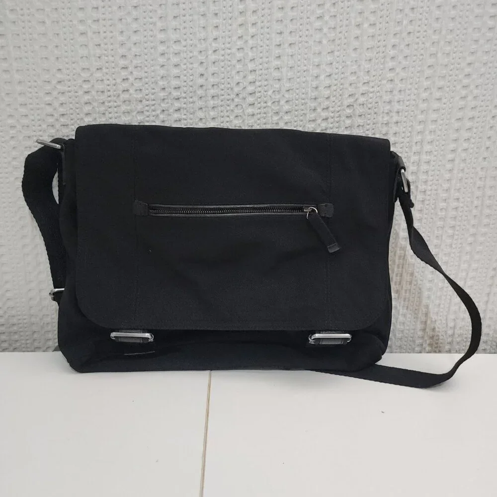 Banana Republic Black Messenger Laptop Bag Adjustable Strap Work Travel - Picture 5 of 13